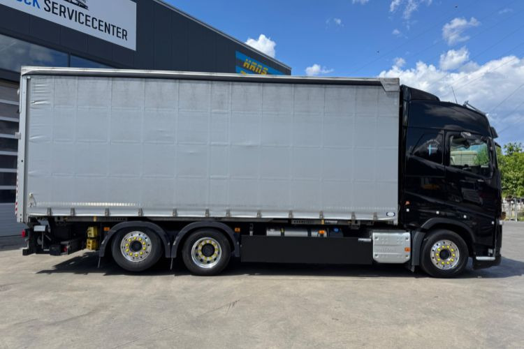 Volvo FH-540 6x2 - Truk dengan terpal samping: gambar 4 Volvo FH-540 6x2 - Truk dengan terpal samping: gambar 4