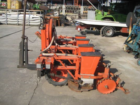Carraro OMEGA MARK4 - Penabur presisi: gambar 5 Carraro OMEGA MARK4 - Penabur presisi: gambar 5