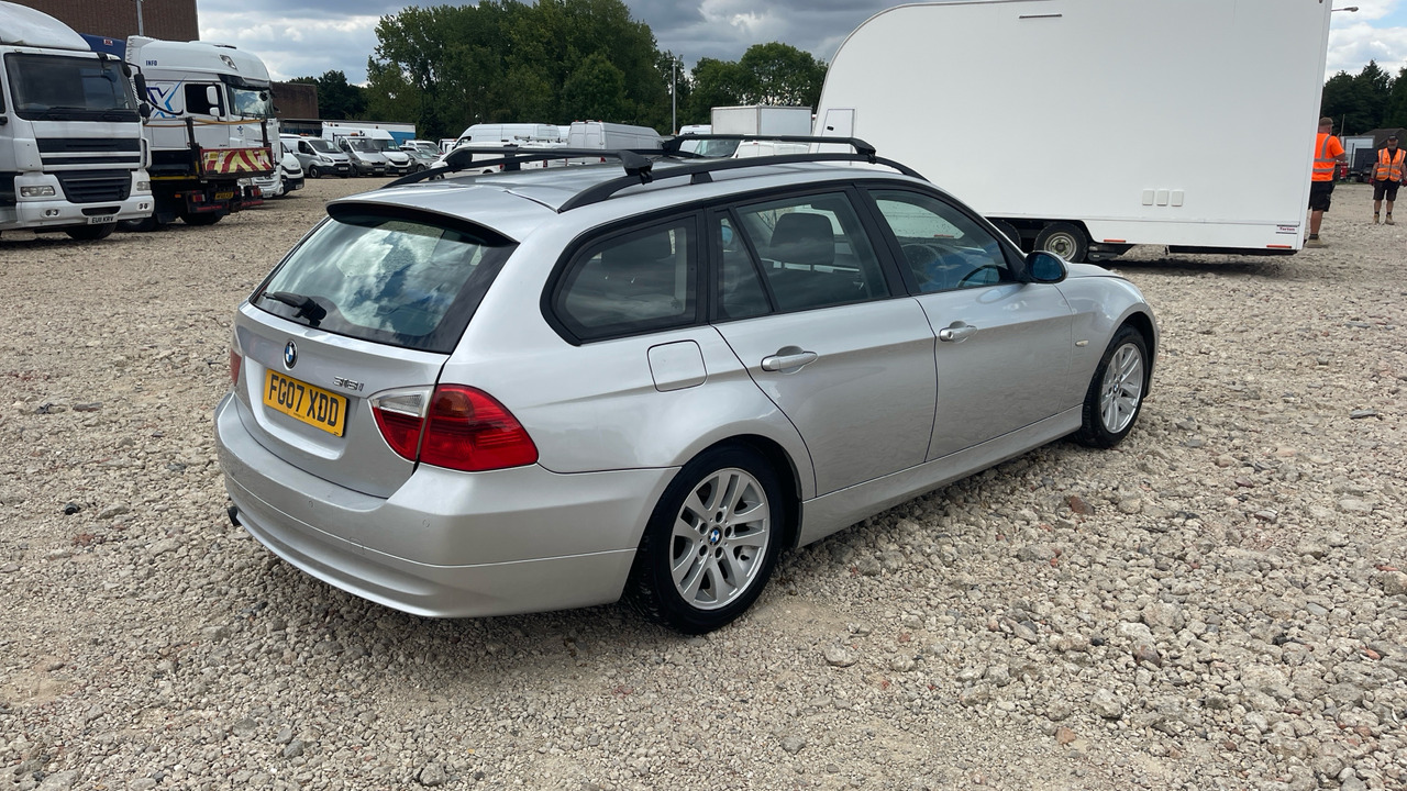 BMW 318 I - Mobil: gambar 4 BMW 318 I - Mobil: gambar 4