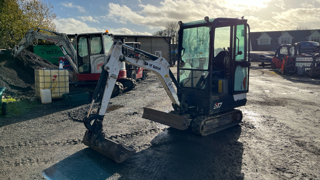 BOBCAT E17 - Ekskavator mini: gambar 2 BOBCAT E17 - Ekskavator mini: gambar 2