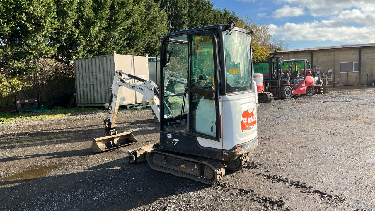 BOBCAT E17 - Ekskavator mini: gambar 3 BOBCAT E17 - Ekskavator mini: gambar 3