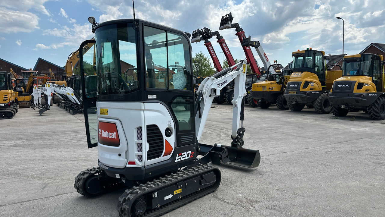BOBCAT E20Z - Ekskavator mini: gambar 4 BOBCAT E20Z - Ekskavator mini: gambar 4