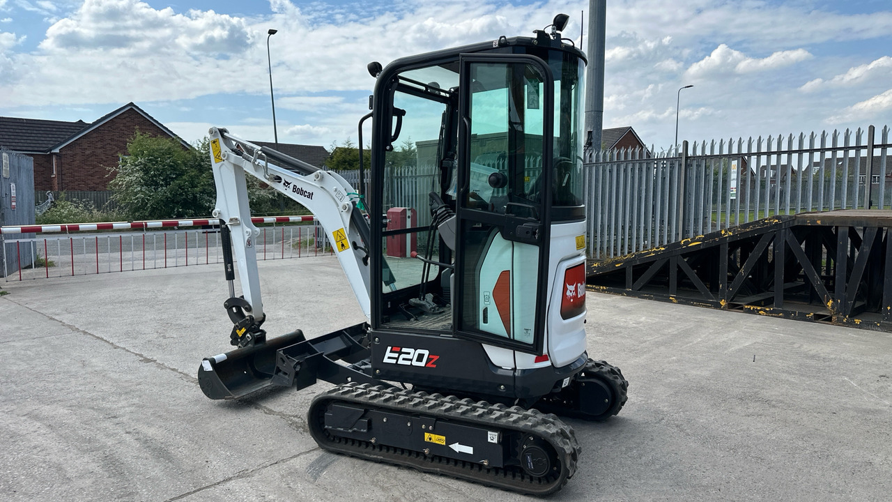 BOBCAT E20Z - Ekskavator mini: gambar 3 BOBCAT E20Z - Ekskavator mini: gambar 3