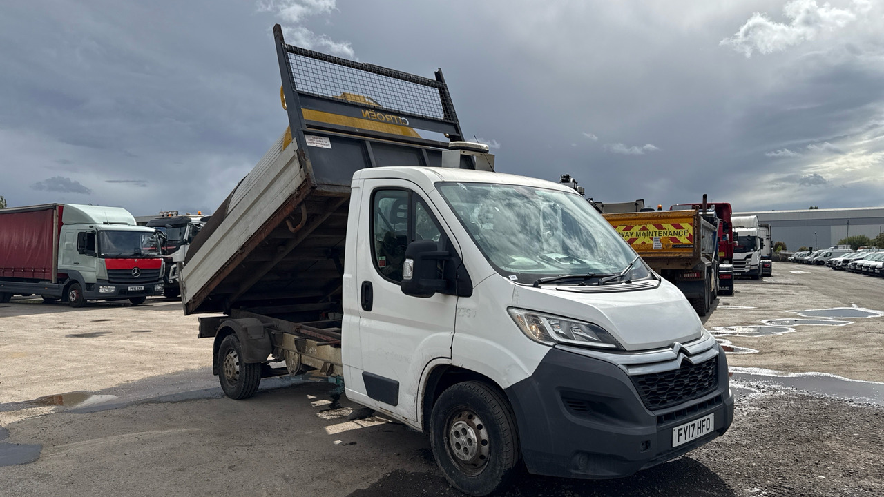CITROEN RELAY 35 2.2 HDi Tipper 130ps - Van jungkit: gambar 1 CITROEN RELAY 35 2.2 HDi Tipper 130ps - Van jungkit: gambar 1