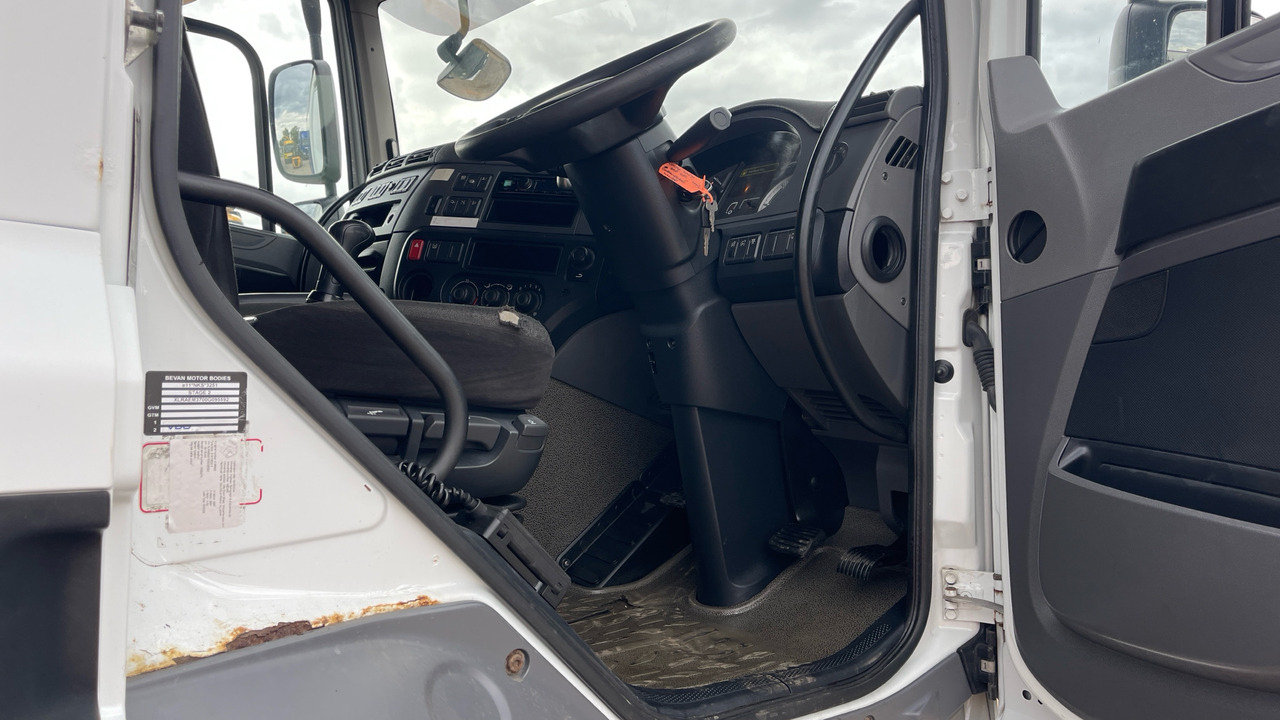 DAF CF 250 - Truk dengan terpal samping: gambar 5 DAF CF 250 - Truk dengan terpal samping: gambar 5