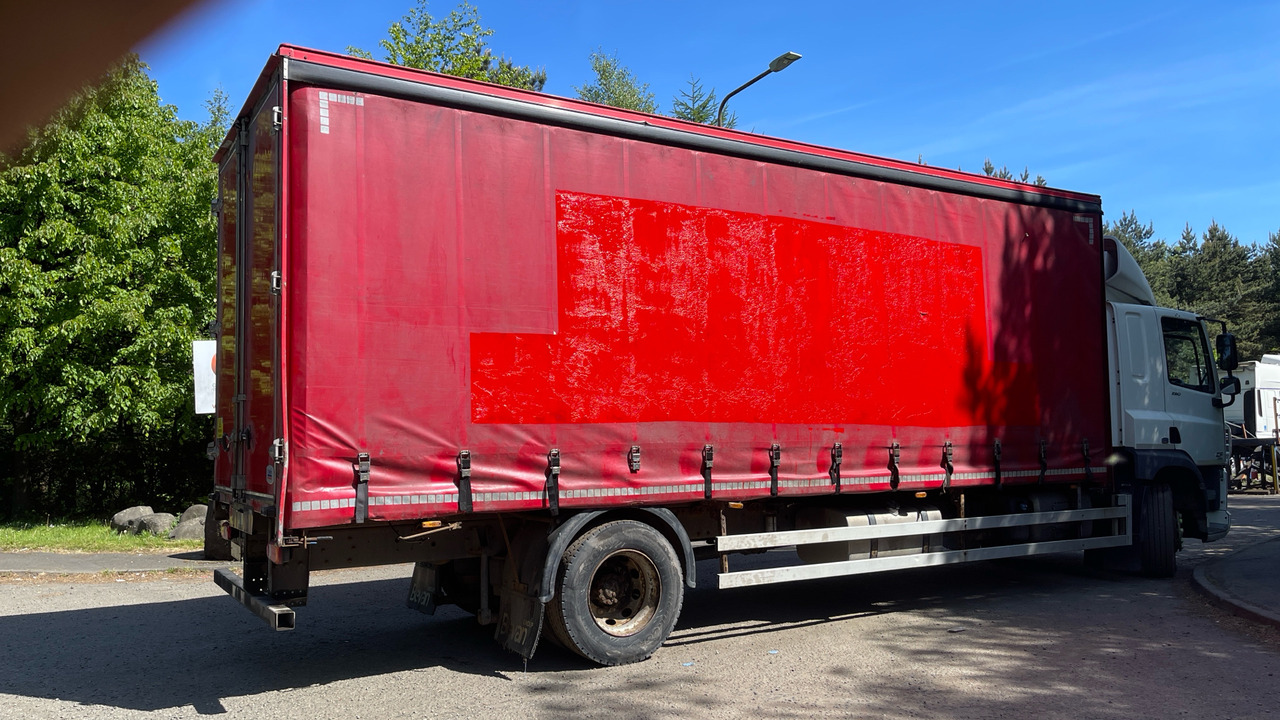 DAF CF 260 - Truk dengan terpal samping: gambar 4 DAF CF 260 - Truk dengan terpal samping: gambar 4