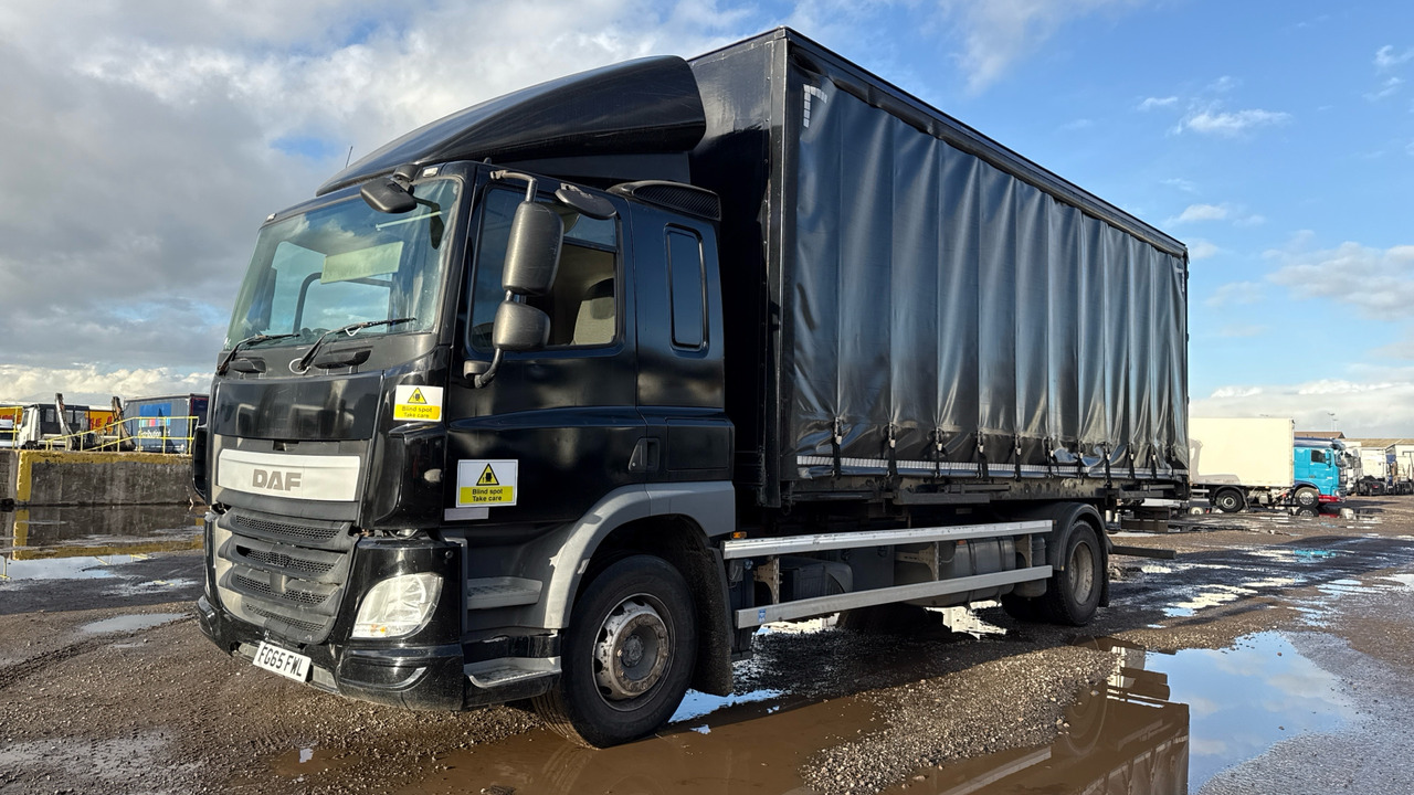 DAF CF 370 - Truk dengan terpal samping: gambar 2 DAF CF 370 - Truk dengan terpal samping: gambar 2