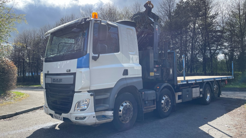 DAF CF 460 - Truk flatbed, Truk derek: gambar 2 DAF CF 460 - Truk flatbed, Truk derek: gambar 2