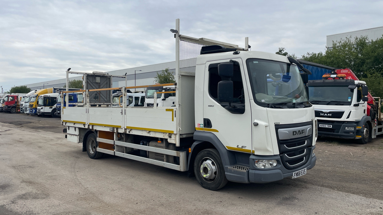 DAF LF 180 - Truk flatbed: gambar 1 DAF LF 180 - Truk flatbed: gambar 1