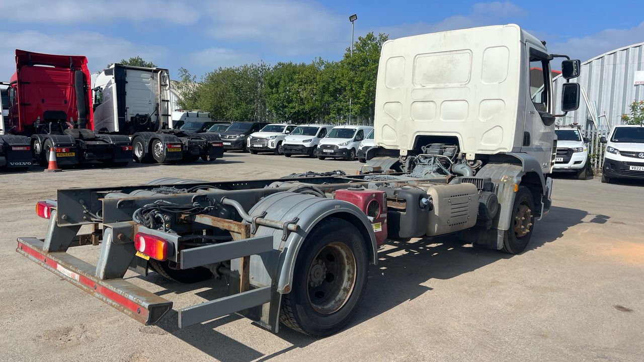 DAF LF 220 - Truk sasis: gambar 4 DAF LF 220 - Truk sasis: gambar 4