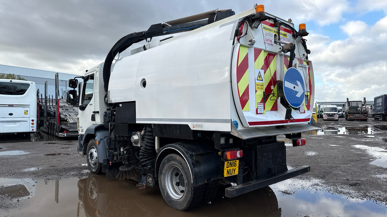 DAF LF 220 - Penyapu jalan: gambar 3 DAF LF 220 - Penyapu jalan: gambar 3