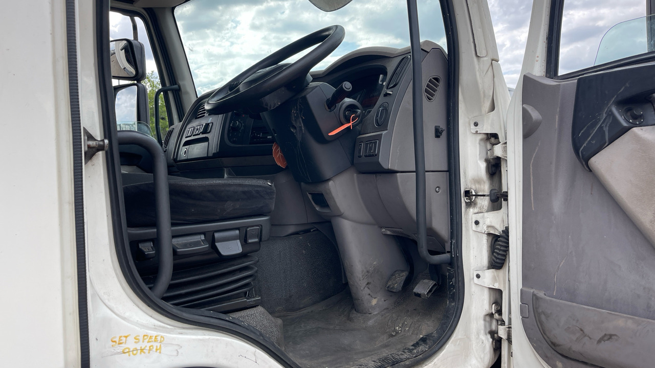 DAF LF 250 - Truk berpendingin: gambar 5 DAF LF 250 - Truk berpendingin: gambar 5
