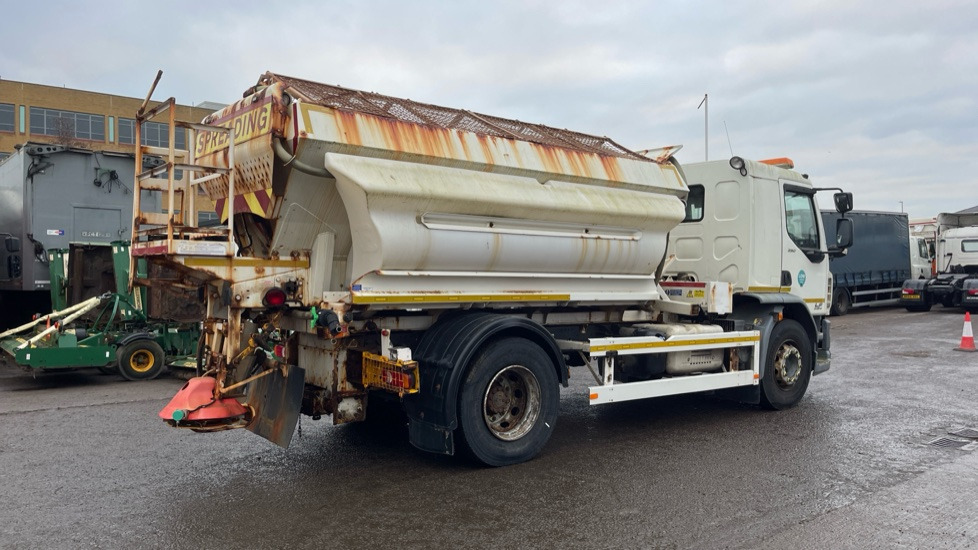 DAF LF 250 EURO 6 18 TONNE - Truk bajak salju: gambar 4 DAF LF 250 EURO 6 18 TONNE - Truk bajak salju: gambar 4