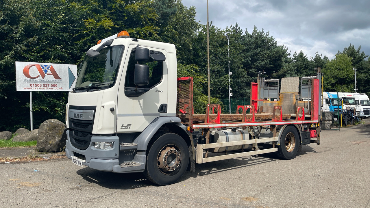 DAF LF 280 - Truk flatbed: gambar 2 DAF LF 280 - Truk flatbed: gambar 2