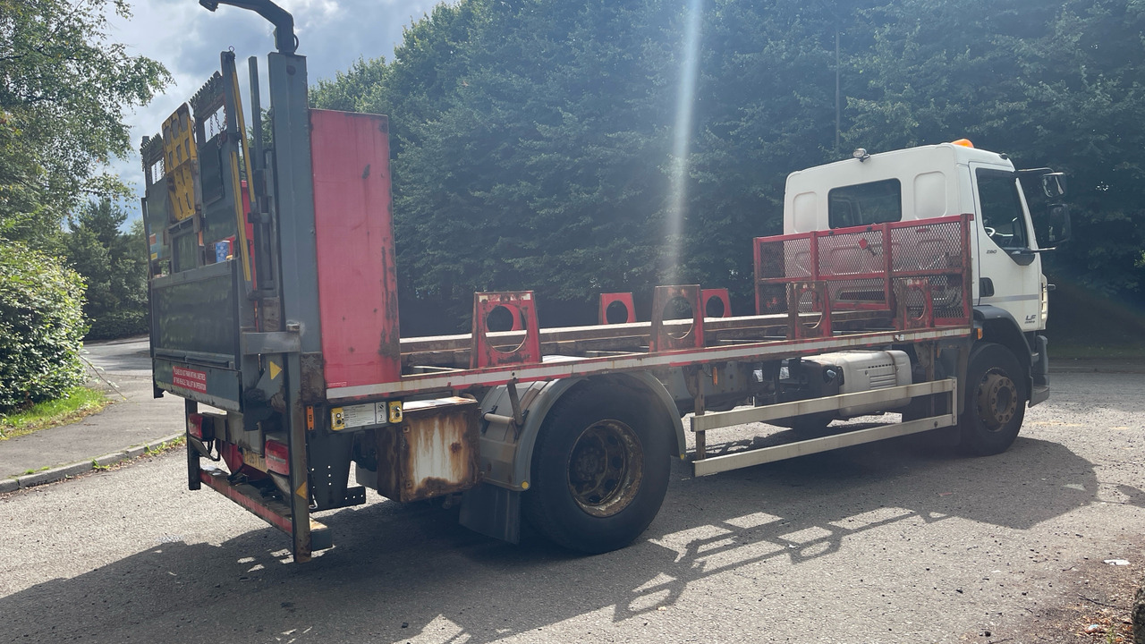 DAF LF 280 - Truk flatbed: gambar 4 DAF LF 280 - Truk flatbed: gambar 4