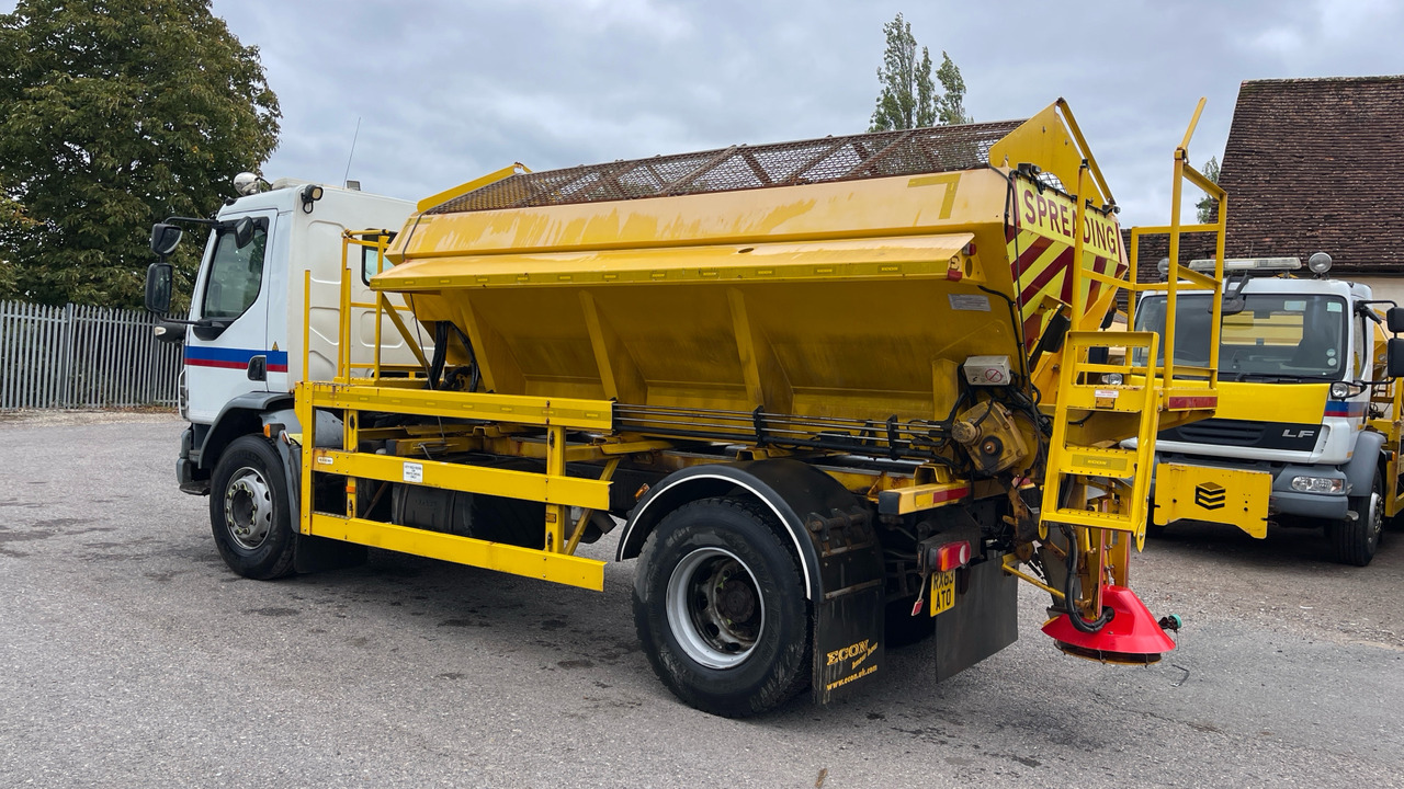 DAF LF 55.220 - Truk bajak salju: gambar 3 DAF LF 55.220 - Truk bajak salju: gambar 3