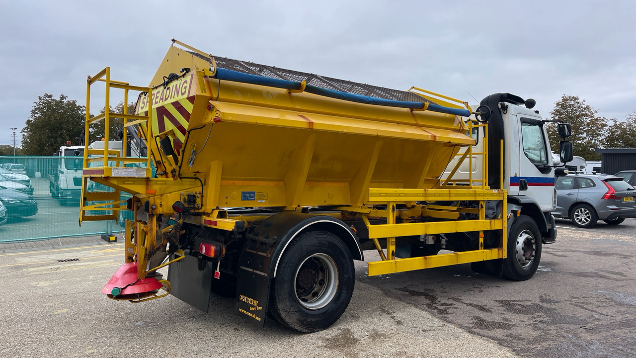 DAF LF 55.220 - Truk bajak salju: gambar 4 DAF LF 55.220 - Truk bajak salju: gambar 4