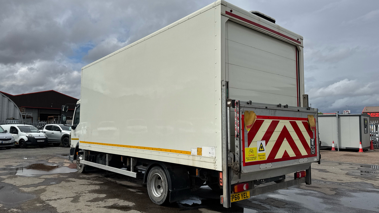 DAF TRUCKS LF LF 150 FA 08T - Truk box: gambar 3 DAF TRUCKS LF LF 150 FA 08T - Truk box: gambar 3