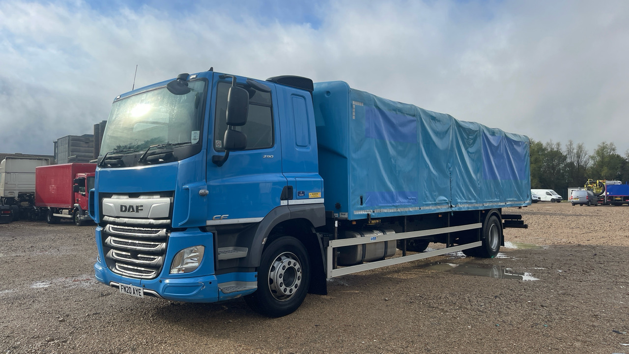 Daf CF 290 - Truk flatbed: gambar 2 Daf CF 290 - Truk flatbed: gambar 2