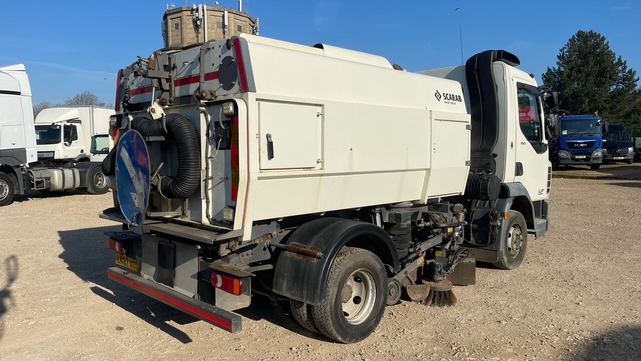 Daf LF 150 - Penyapu jalan: gambar 4 Daf LF 150 - Penyapu jalan: gambar 4