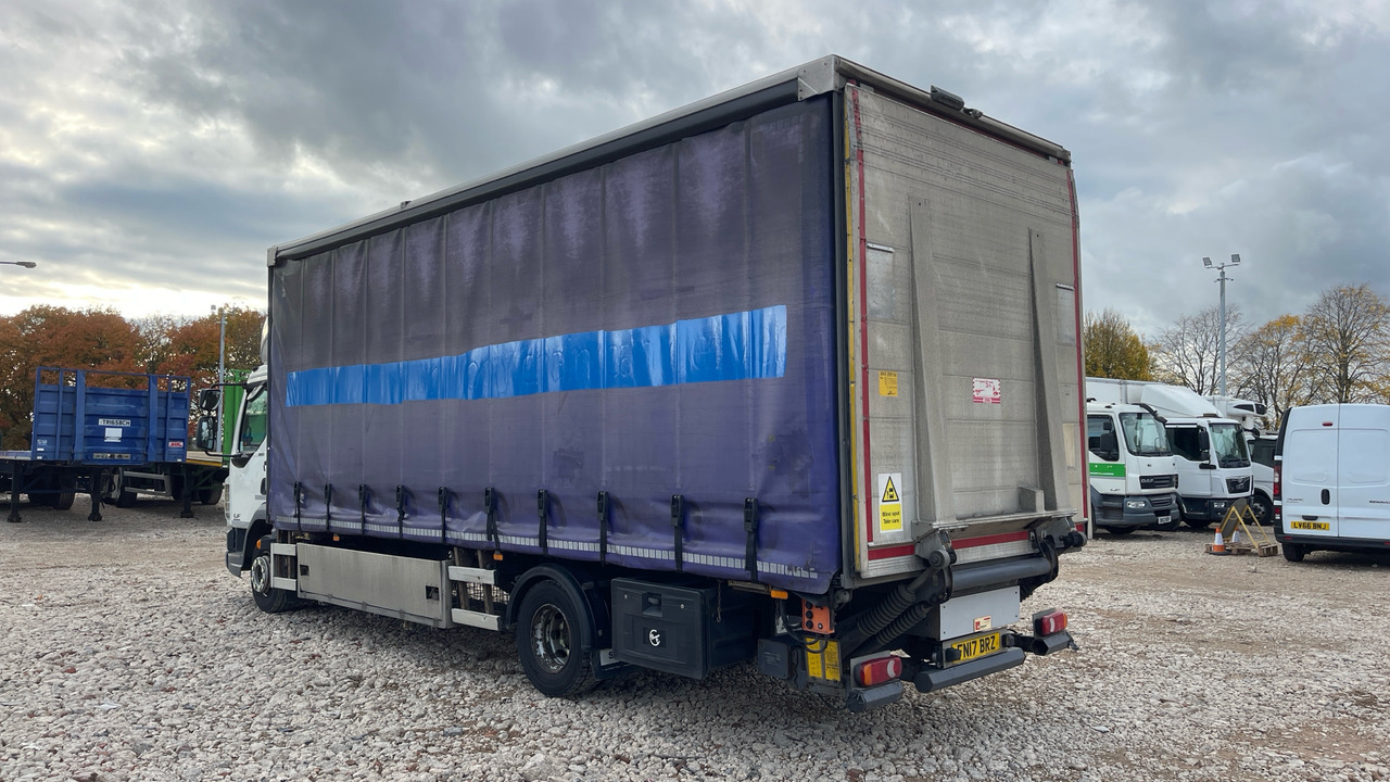 Daf LF 180 - Truk dengan terpal samping: gambar 3 Daf LF 180 - Truk dengan terpal samping: gambar 3