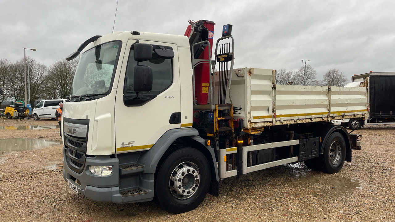Daf LF 250 - Truk jungkit, Truk derek: gambar 2 Daf LF 250 - Truk jungkit, Truk derek: gambar 2