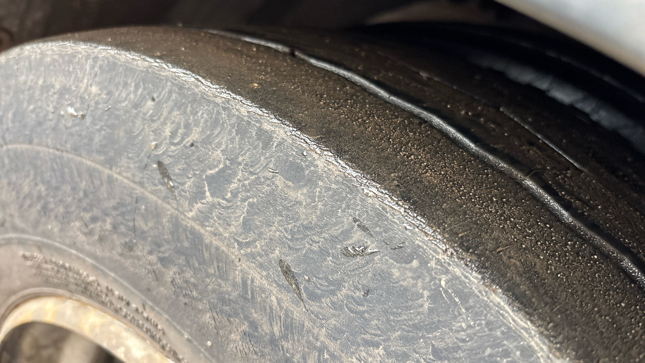 Truk box Daf LF 45.140: gambar 28