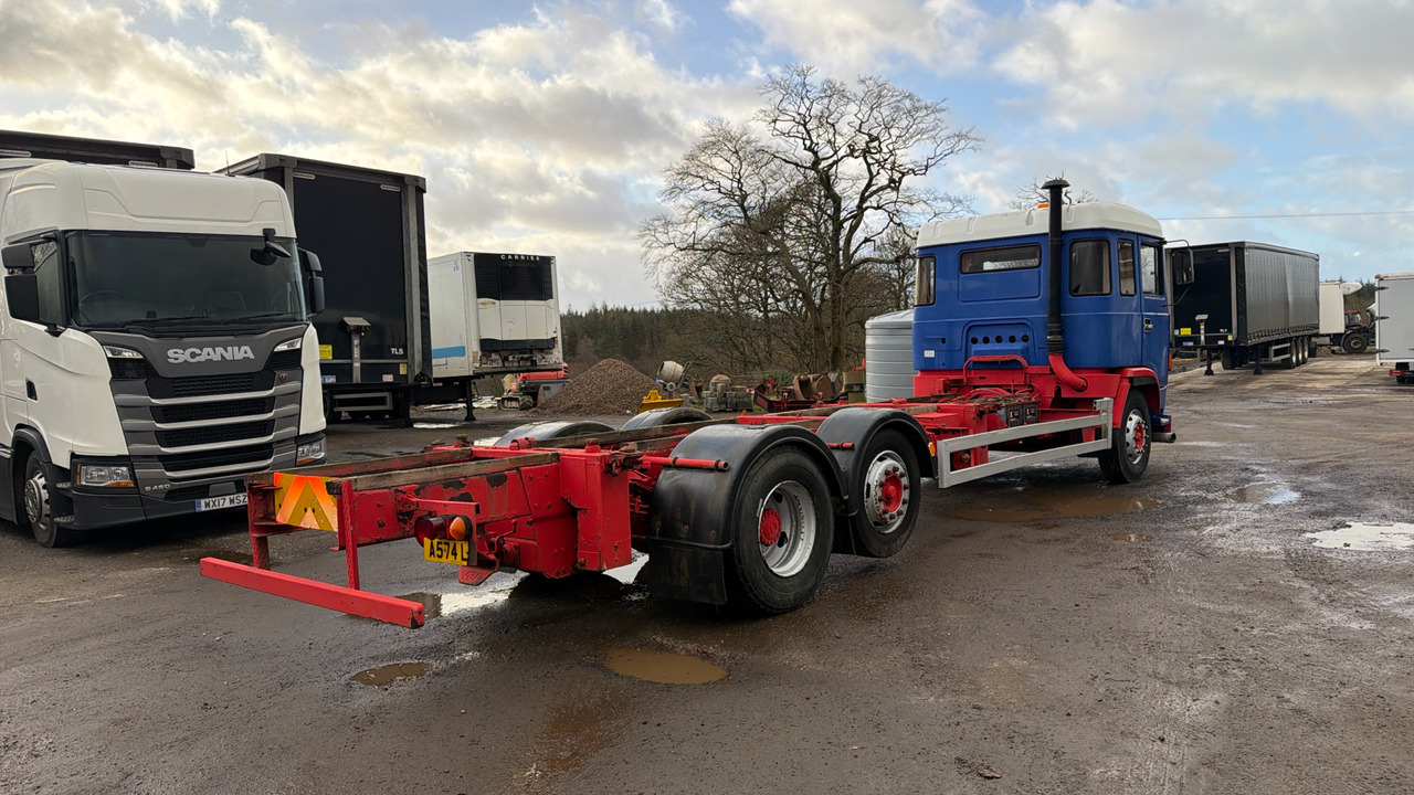 ERF SP3W - Truk sasis: gambar 4 ERF SP3W - Truk sasis: gambar 4