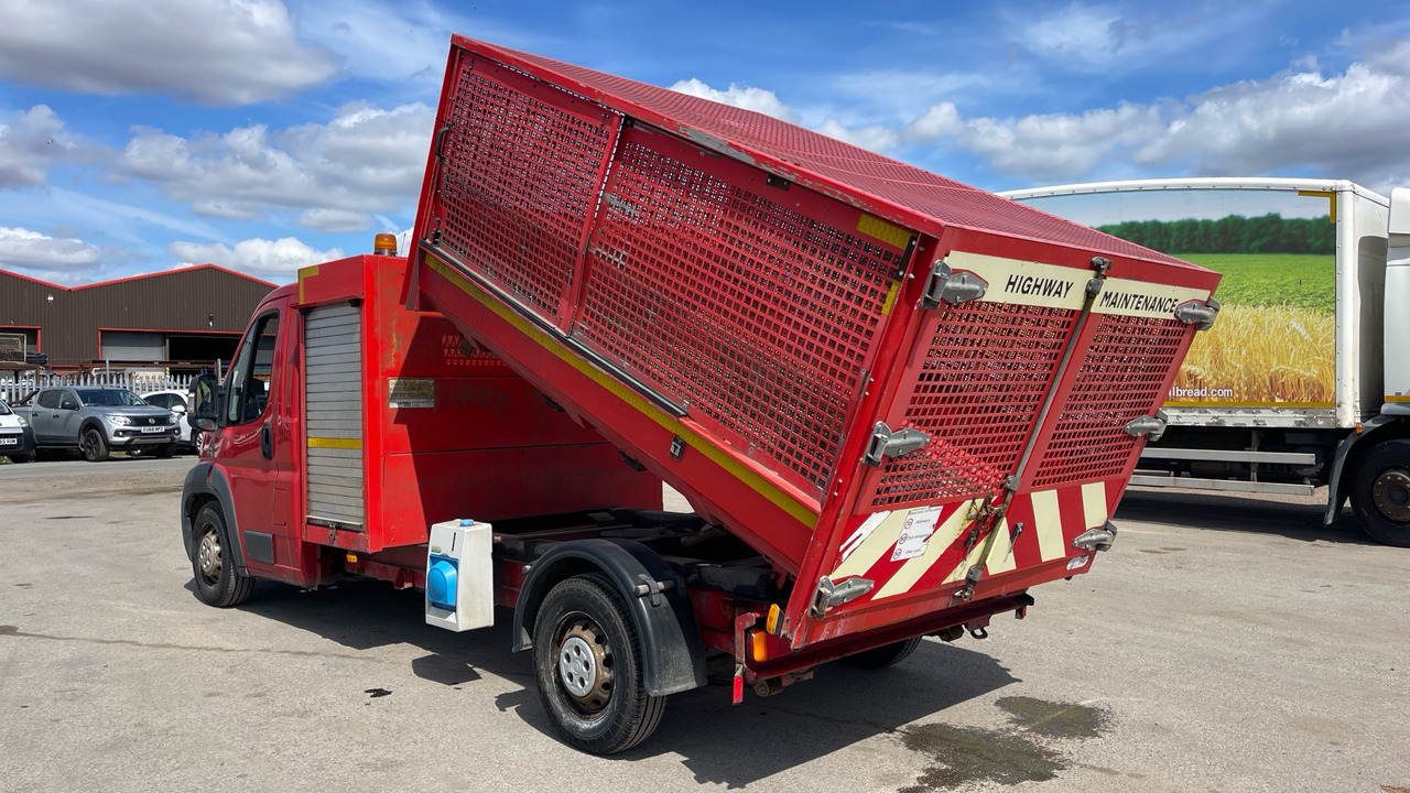 FIAT DUCATO 35 2.3 MULTIJET 130PS - Van jungkit: gambar 3 FIAT DUCATO 35 2.3 MULTIJET 130PS - Van jungkit: gambar 3