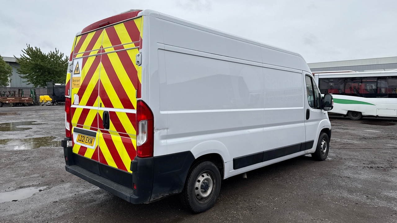 FIAT DUCATO 35 2.3 MULTIJET TECNICO 140PS - Van panel: gambar 4 FIAT DUCATO 35 2.3 MULTIJET TECNICO 140PS - Van panel: gambar 4