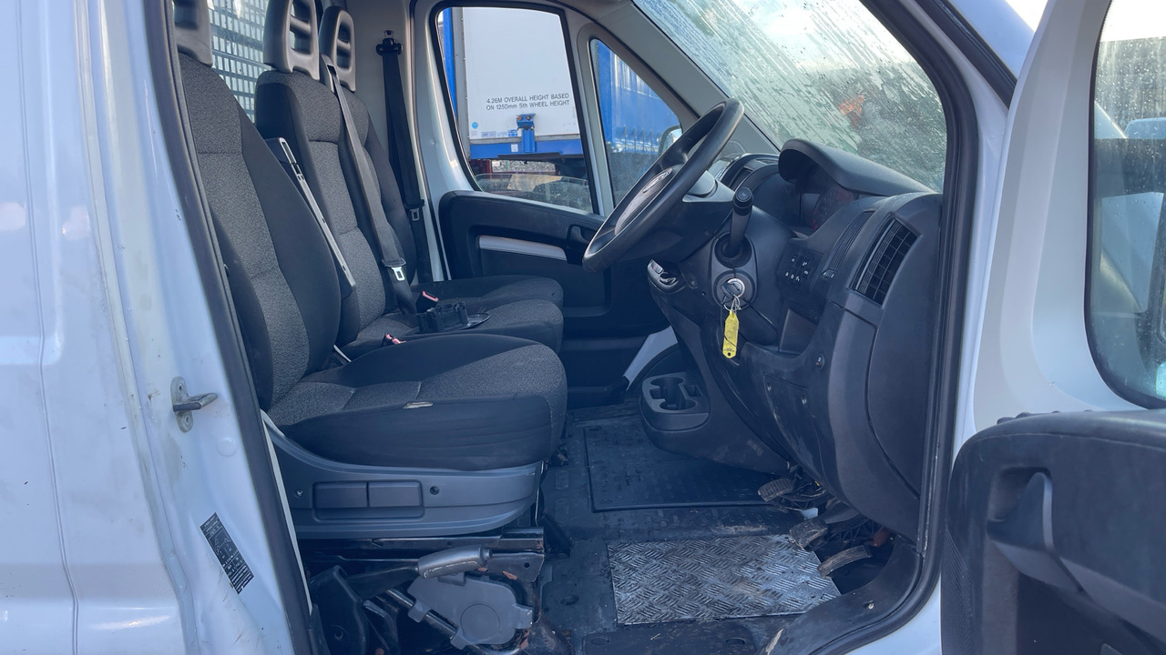 FIAT DUCATO 35 2.3 Multijet 140ps - Van flatbed: gambar 5 FIAT DUCATO 35 2.3 Multijet 140ps - Van flatbed: gambar 5