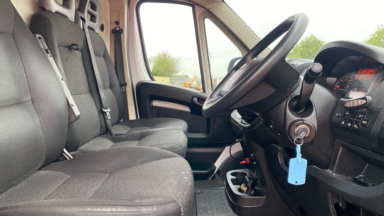 FIAT DUCATO 35 2.3 Multijet Tecnico 140PS - Van panel: gambar 5 FIAT DUCATO 35 2.3 Multijet Tecnico 140PS - Van panel: gambar 5