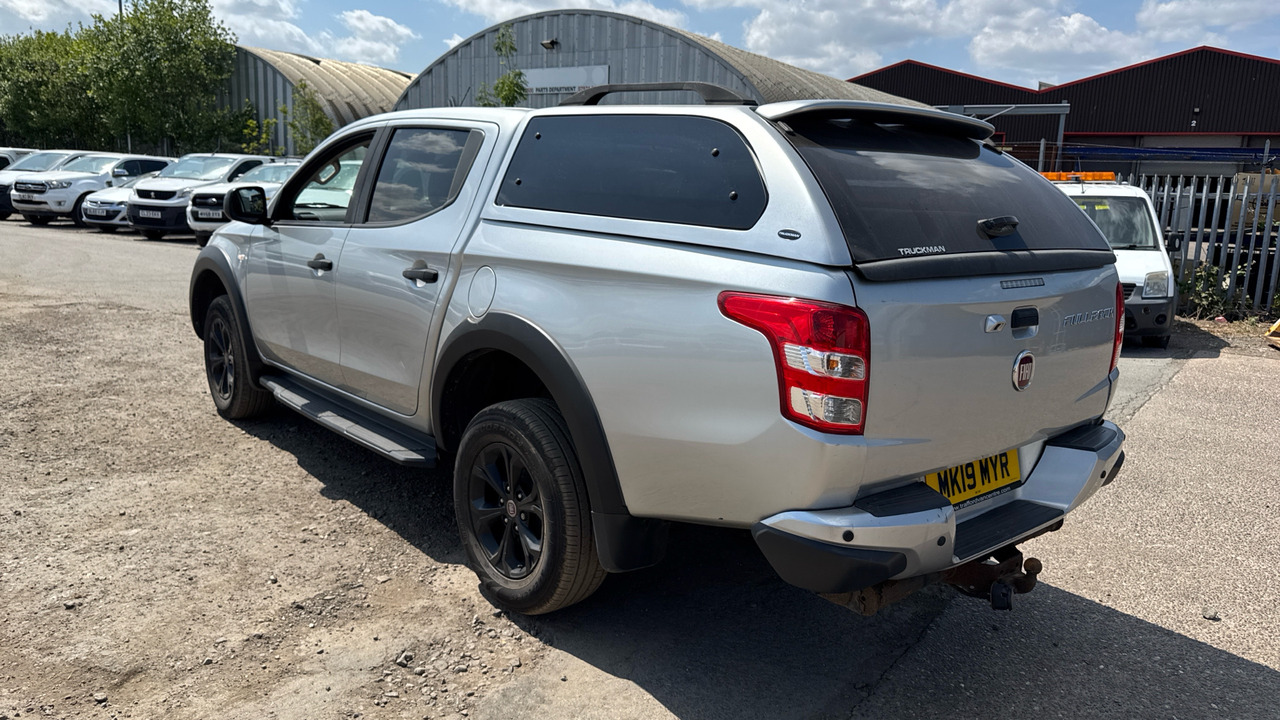 FIAT FULLBACK 2.4 CROSS - Truk pikap, Van kombi: gambar 3 FIAT FULLBACK 2.4 CROSS - Truk pikap, Van kombi: gambar 3