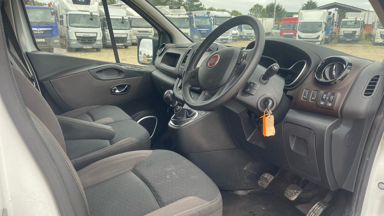 FIAT TALENTO 1.6 MULTIJET 120PS - Van kecil: gambar 5 FIAT TALENTO 1.6 MULTIJET 120PS - Van kecil: gambar 5