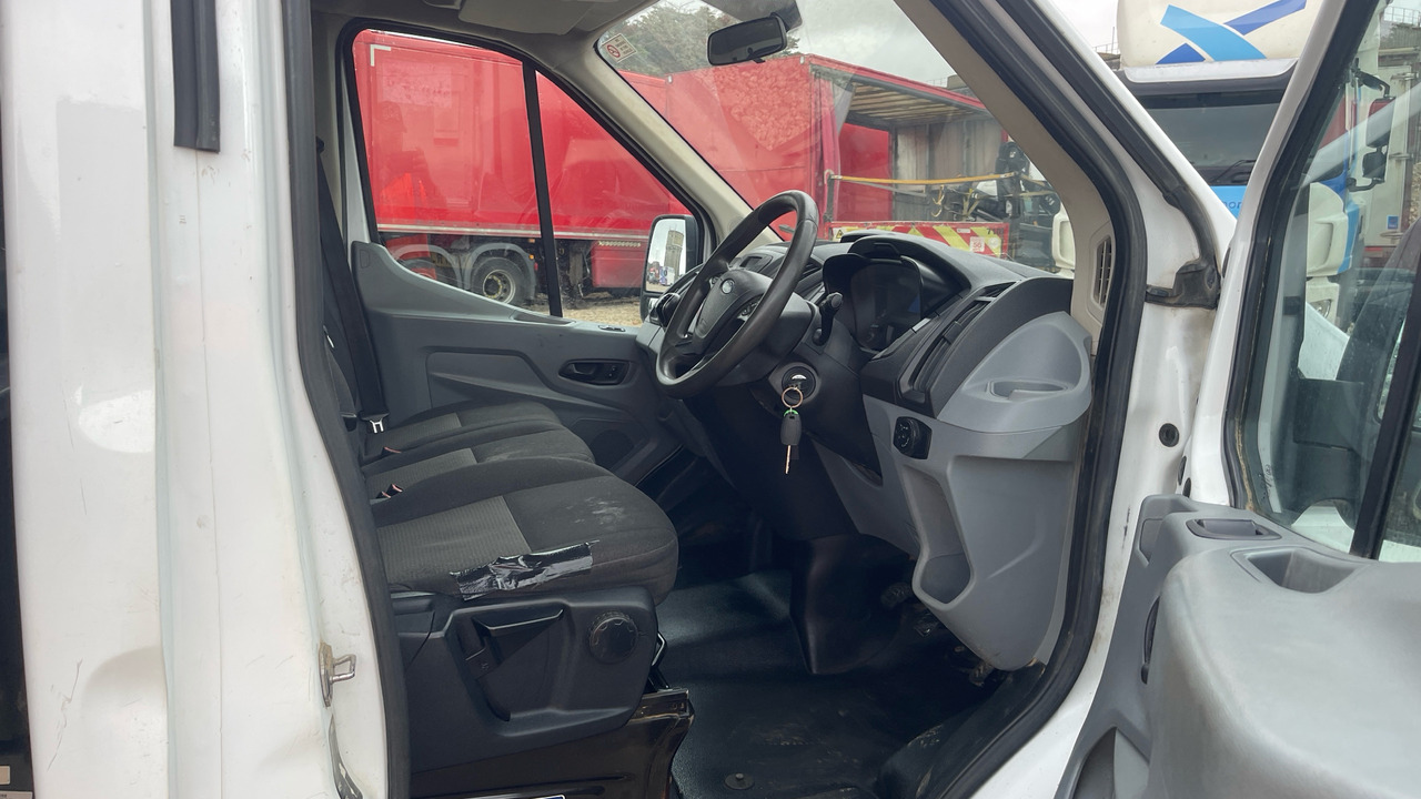 FORD TRANSIT 350 2.0 TDCI 130PS - Van jungkit: gambar 5 FORD TRANSIT 350 2.0 TDCI 130PS - Van jungkit: gambar 5
