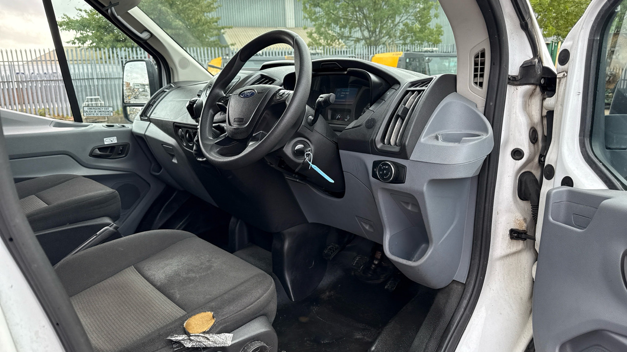FORD TRANSIT 460 2.2 TDCI 125PS - Bus mini, Van penumpang: gambar 5 FORD TRANSIT 460 2.2 TDCI 125PS - Bus mini, Van penumpang: gambar 5