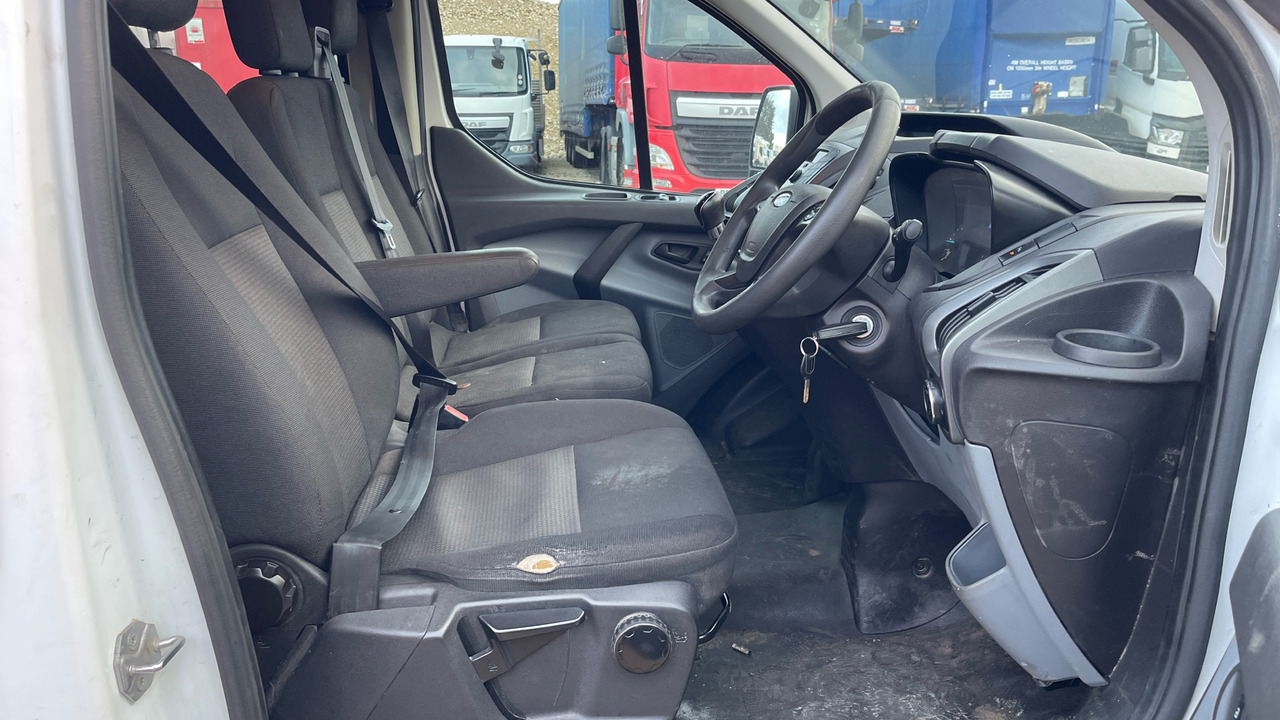 FORD TRANSIT CUSTOM 290 2.0 TDCI 105PS - Van kombi: gambar 5 FORD TRANSIT CUSTOM 290 2.0 TDCI 105PS - Van kombi: gambar 5