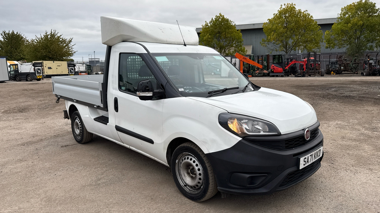 Fiat Doblo 16V II 1.6 MULTIJET - Van flatbed: gambar 1 Fiat Doblo 16V II 1.6 MULTIJET - Van flatbed: gambar 1