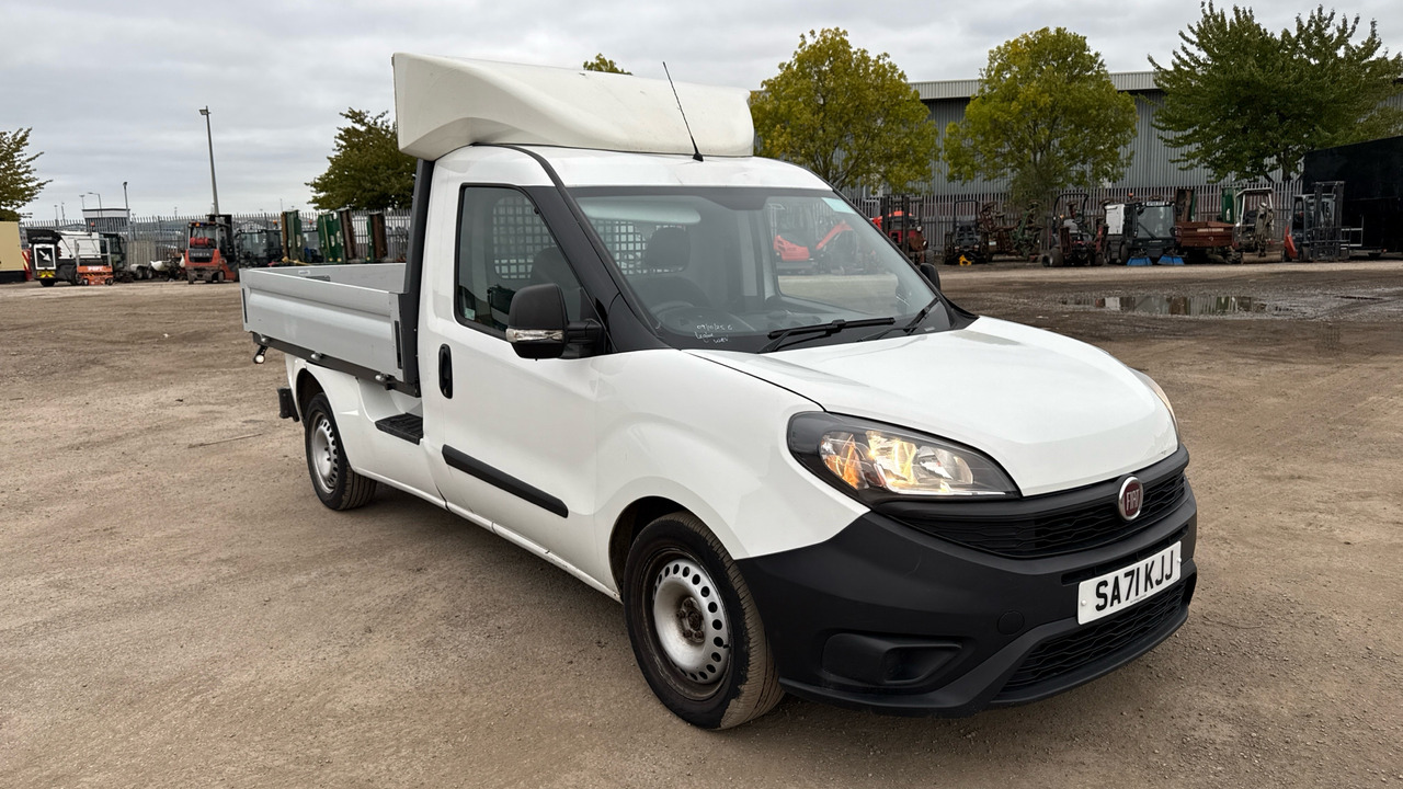 Fiat Doblo 16V II 1.6 MULTIJET - Van flatbed: gambar 1 Fiat Doblo 16V II 1.6 MULTIJET - Van flatbed: gambar 1