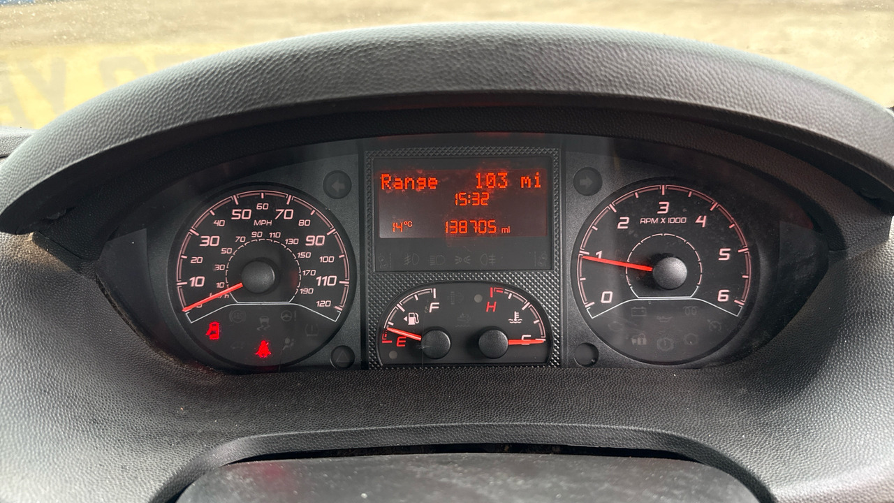 Van flatbed Fiat Ducato 35 2.3 MULTIJET 140PS: gambar 6 Van flatbed Fiat Ducato 35 2.3 MULTIJET 140PS: gambar 6