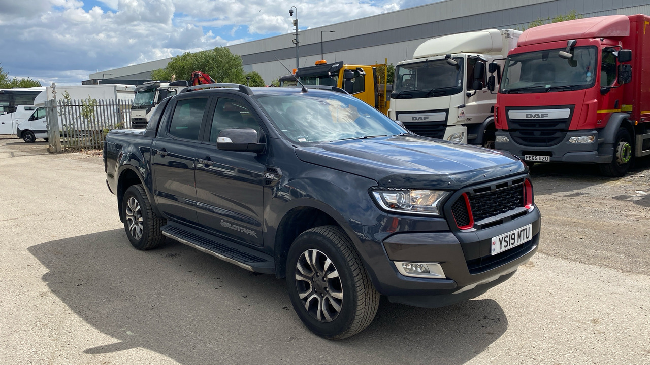 Ford Ranger WILDTRAK 200 3.2 TDCi - Truk pikap, Van kombi: gambar 1 Ford Ranger WILDTRAK 200 3.2 TDCi - Truk pikap, Van kombi: gambar 1