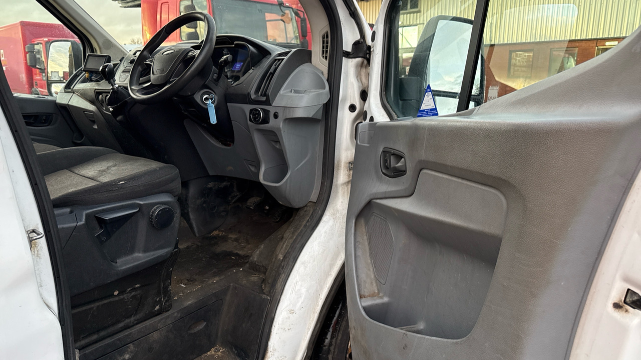 Ford Transit 350 2.0 TDCI 130PS - Van jungkit: gambar 5 Ford Transit 350 2.0 TDCI 130PS - Van jungkit: gambar 5