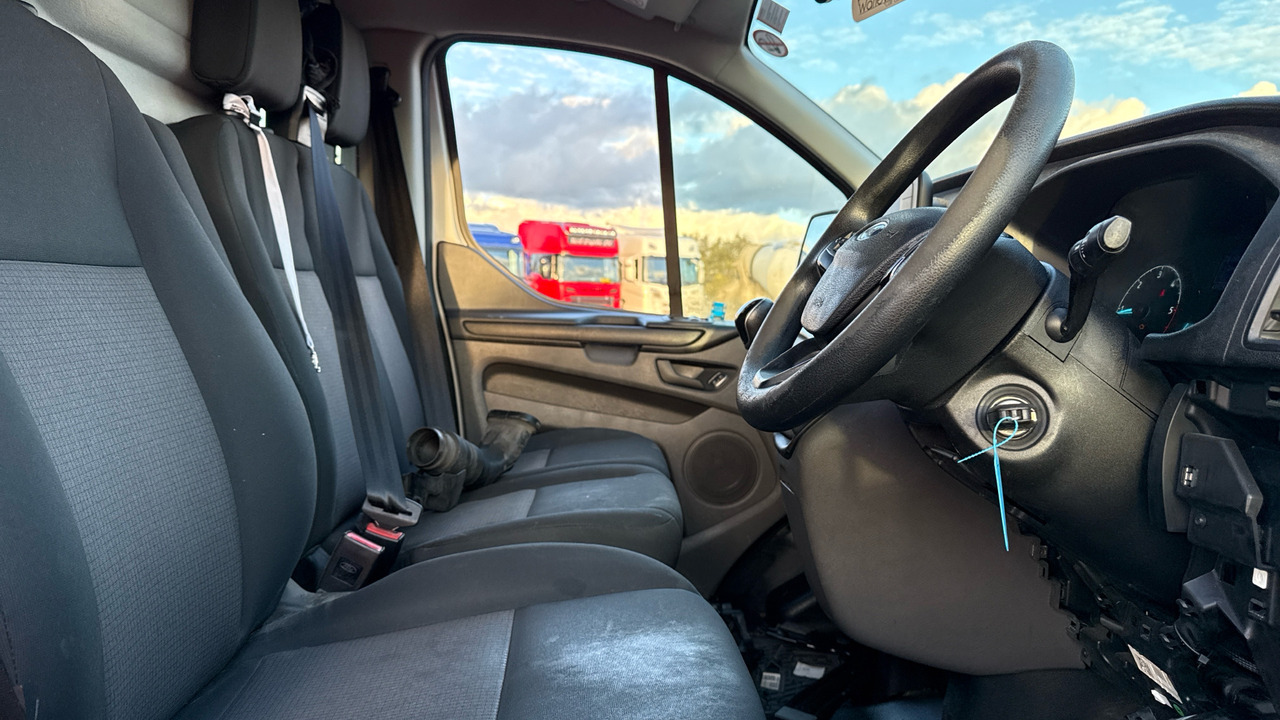 Ford Transit Custom 280 2.0 ECOBLUE 105PS - Van kecil: gambar 5 Ford Transit Custom 280 2.0 ECOBLUE 105PS - Van kecil: gambar 5