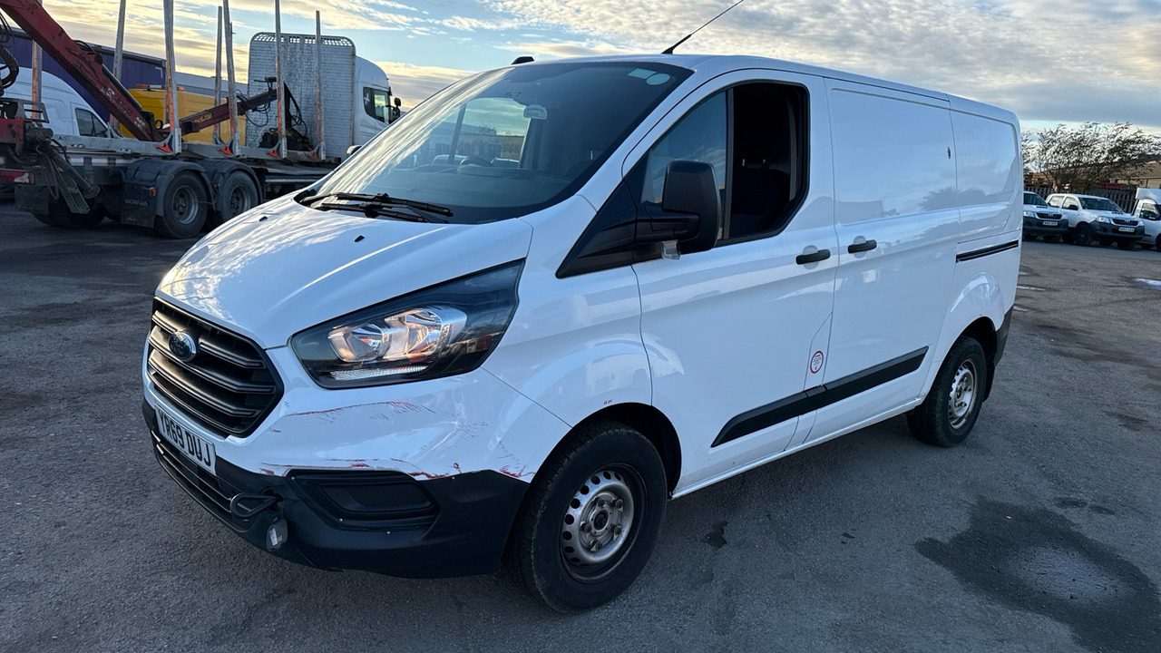 Ford Transit Custom 280 2.0 ECOBLUE 105PS - Van kecil: gambar 2 Ford Transit Custom 280 2.0 ECOBLUE 105PS - Van kecil: gambar 2