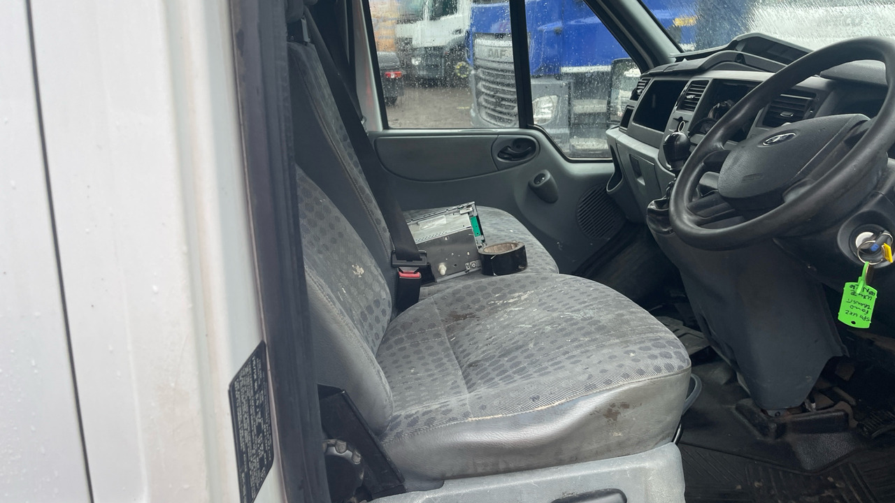 Ford Transit T350 2.2 TDCi 115ps - Van kombi: gambar 5 Ford Transit T350 2.2 TDCi 115ps - Van kombi: gambar 5