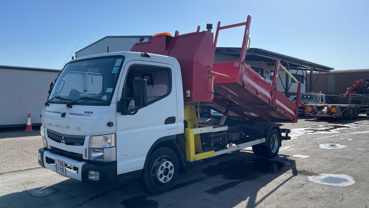Fuso Canter 7C15 - Truk jungkit: gambar 2 Fuso Canter 7C15 - Truk jungkit: gambar 2