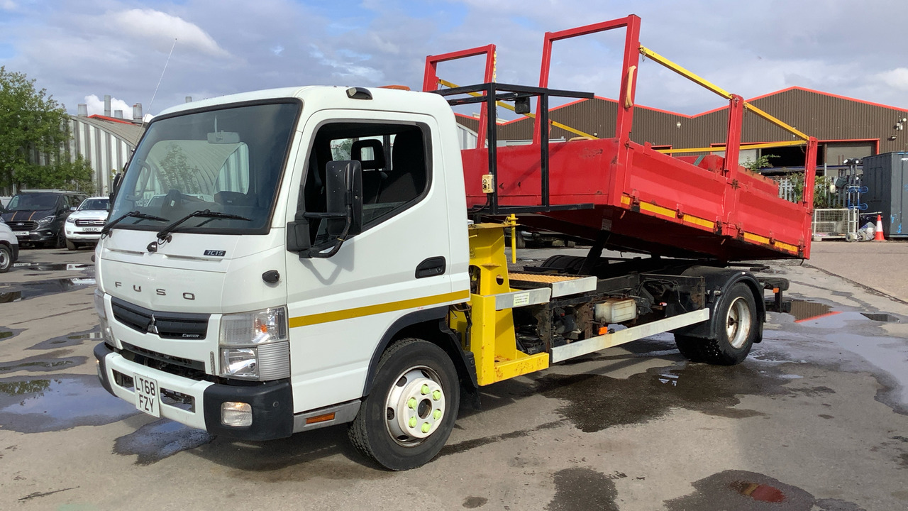 Fuso Canter 7C15 - Truk jungkit: gambar 2 Fuso Canter 7C15 - Truk jungkit: gambar 2