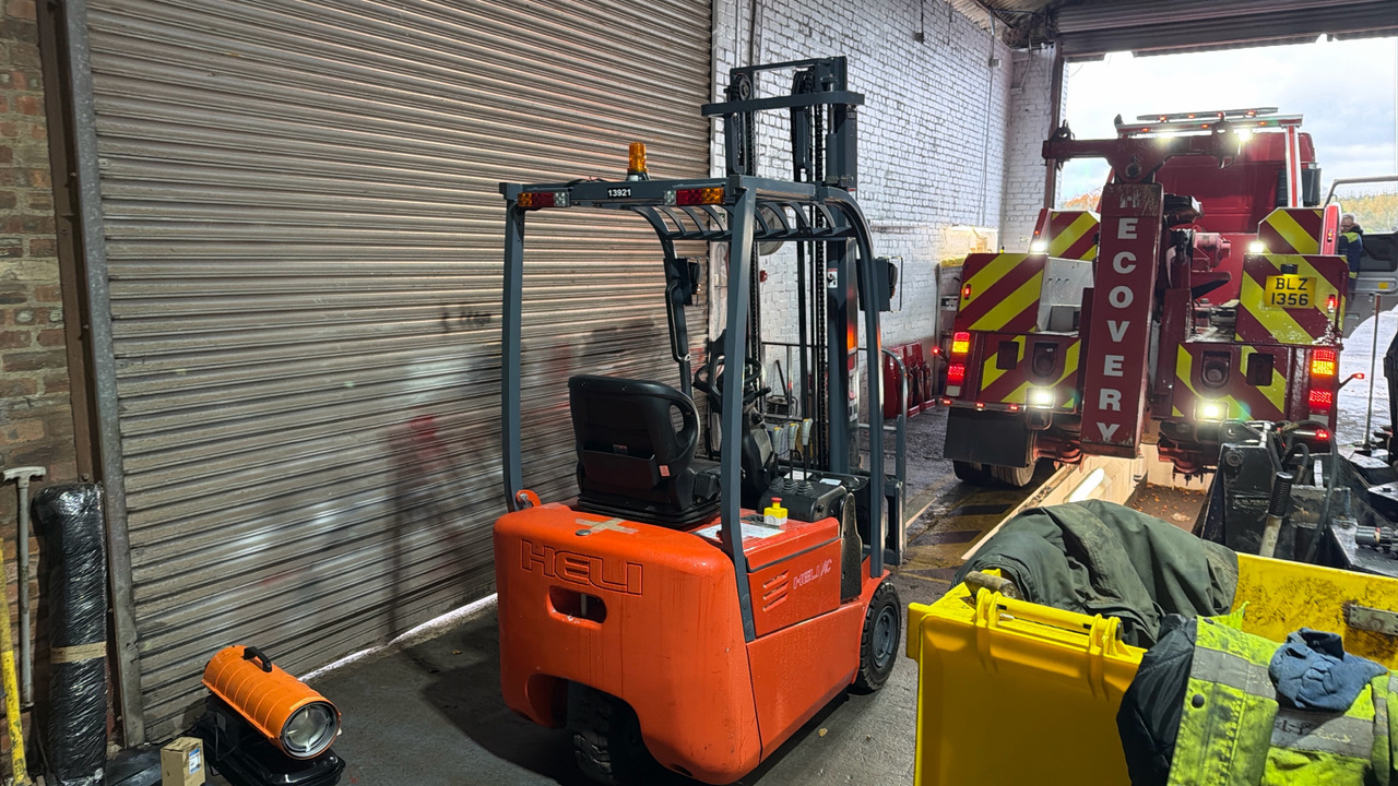 HELI FB315 - Forklift listrik: gambar 4 HELI FB315 - Forklift listrik: gambar 4