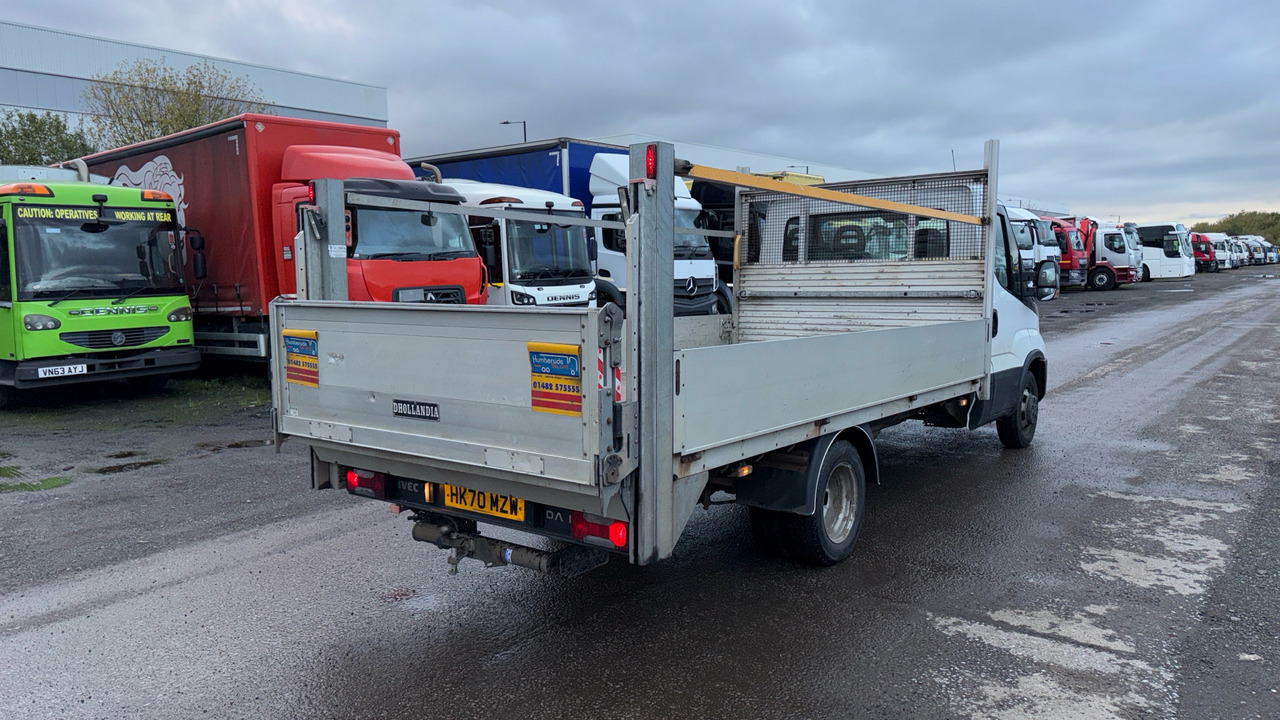 IVECO DAILY 35-140 - Van flatbed: gambar 4 IVECO DAILY 35-140 - Van flatbed: gambar 4