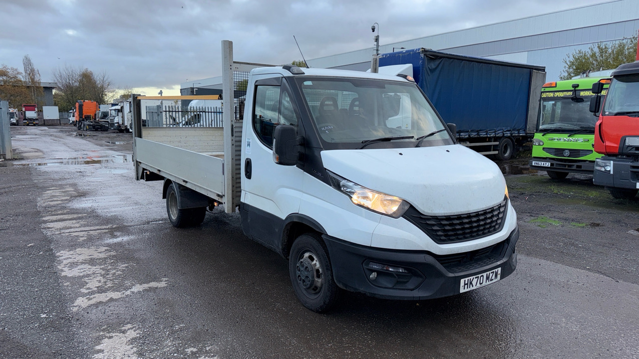 IVECO DAILY 35-140 - Van flatbed: gambar 1 IVECO DAILY 35-140 - Van flatbed: gambar 1